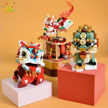 HUIQIBAO нова година просыпающийся лъв Кирин Украса Модел Строителни блокове Koi Набор от Градските деца DIY празника на тухли, подарък Играчка
