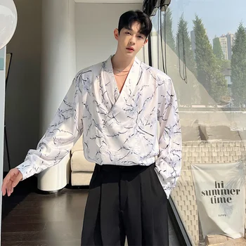 SYUHGFA, корейски мъжки модни ризи с дълъг ръкав и принтом, мъжки летни модни блузи с V-образно деколте, 2023, нов пуловер в японски стил