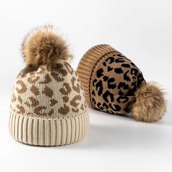 Дамски шапка с леопардовым принтом, дамски шапка с помпоном, шапчица-бини, есенно-зимни топли възли шапки за момичета, обикновена еластични дамски шапки-абсорбатори