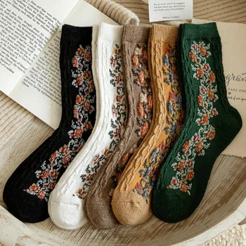 Зимна градинска дрехи с бродерия на цветя в стил харадзюку, дълги чорапи, дебела, запазването на топлина от Дамски чорапи, кашмир вълнени топли сладки чорапи, подаръци