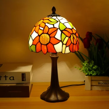 Настолна лампа Tiffany, средиземноморската нощна лампа, лампа от витражного стъкло за декорация на хола, шкафче за спалня, лампа за кабинета