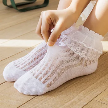 Нови пролетно-летни детски дантелени чорапи, памучни мрежести чорапи за малки момичета, кратки танцови чорапи принцеса, детски чорапи с сетчатыми накъдрен