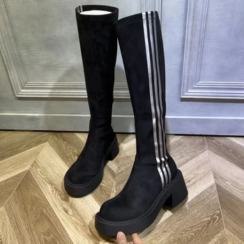 Новост зимата 2023, дамски обувки 