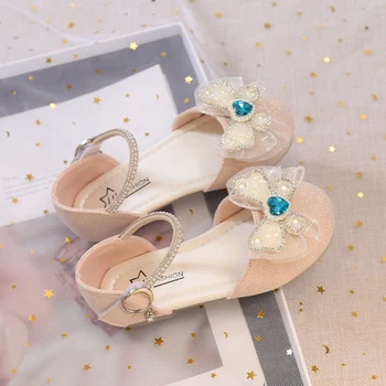 Сандали за малки момичета 2023 г., лятна детски обувки принцеса, детски плажни сандали, детски обувки за танци с кристали и бантиком-пеперуда