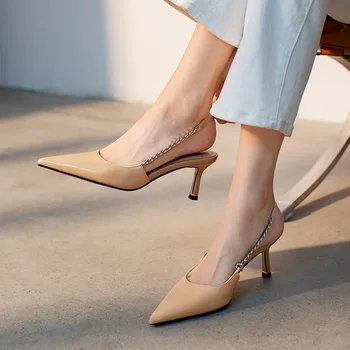 Черни Дамски обувки на висок ток; колекция 2023 г.; Пролетно новост; Дамски обувки на Тънък висок ток с остър пръсти; Сатенени обувки с кристали; лъскава дамски обувки на висок ток
