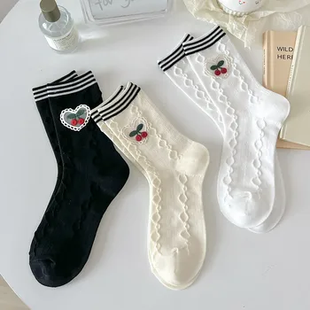 Японски черно-бели сладка череша дамски чорапи модел от карикатура, пролет-есен, памучни чорапи в стил Лолита 